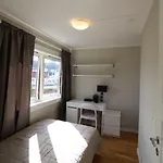 Krsferie Ved Sentrum - Grim *