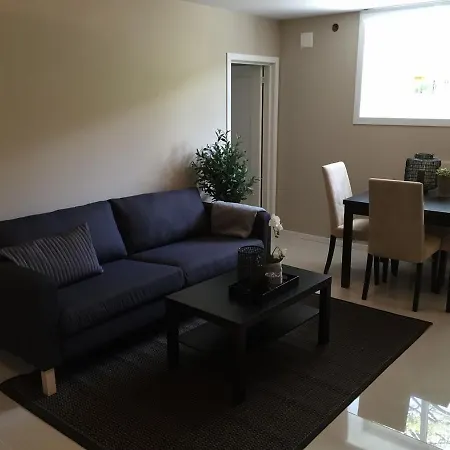 Krsferie Ved Sentrum - Grim Apartment