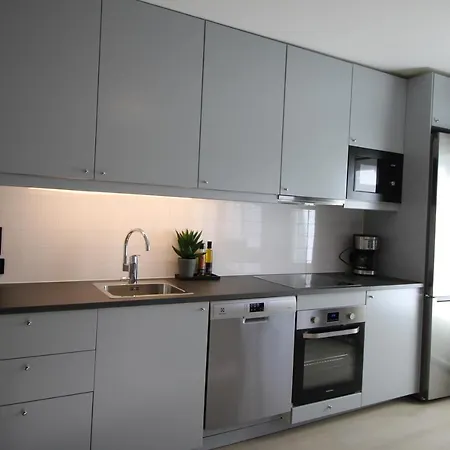 Krsferie Ved Sentrum - Grim *