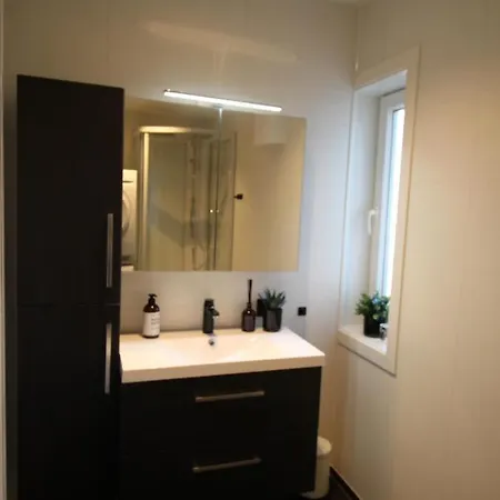 Krsferie Ved Sentrum - Grim Apartmán *