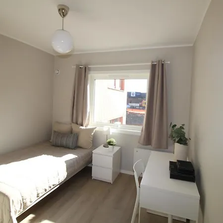 Krsferie Ved Sentrum - Grim *