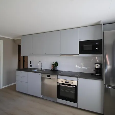 Krsferie Ved Sentrum - Grim Apartment
