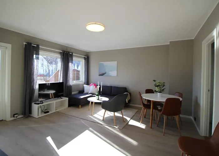 Krsferie Ved Sentrum - Grim * קריסטיאנסאנד